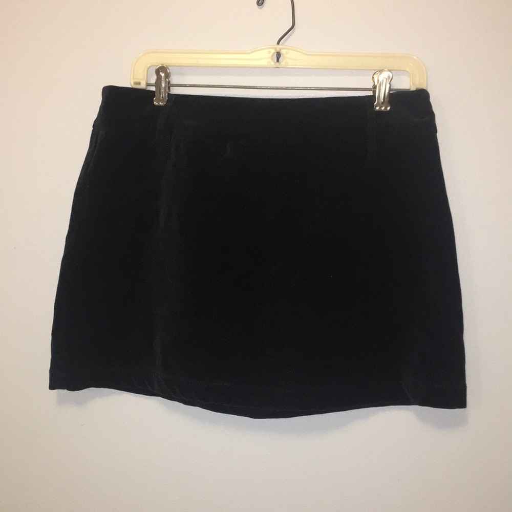 Black velvet mini skirt size 8